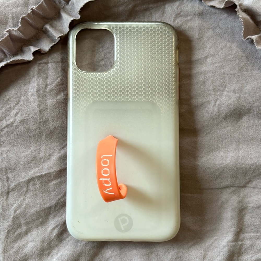 White loopy case for iPhone 11